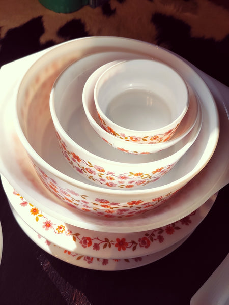 Service Arcopal vintage 57 pièces complet - Le Sélectionneur - Brocante en ligne