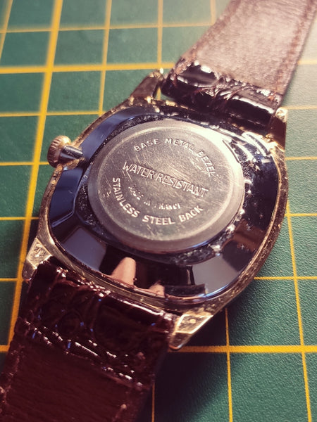 Montre Kelton mécanique made in France - Années 70 - Le Sélectionneur - Brocante en ligne