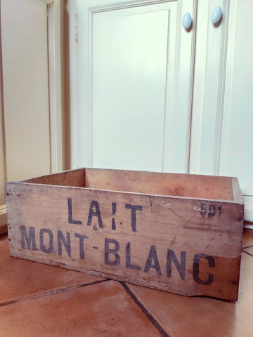 Caisse en bois vintage Lait Mont Blanc