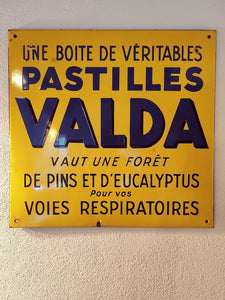 Plaque émaillée vintage Pastilles Valda
