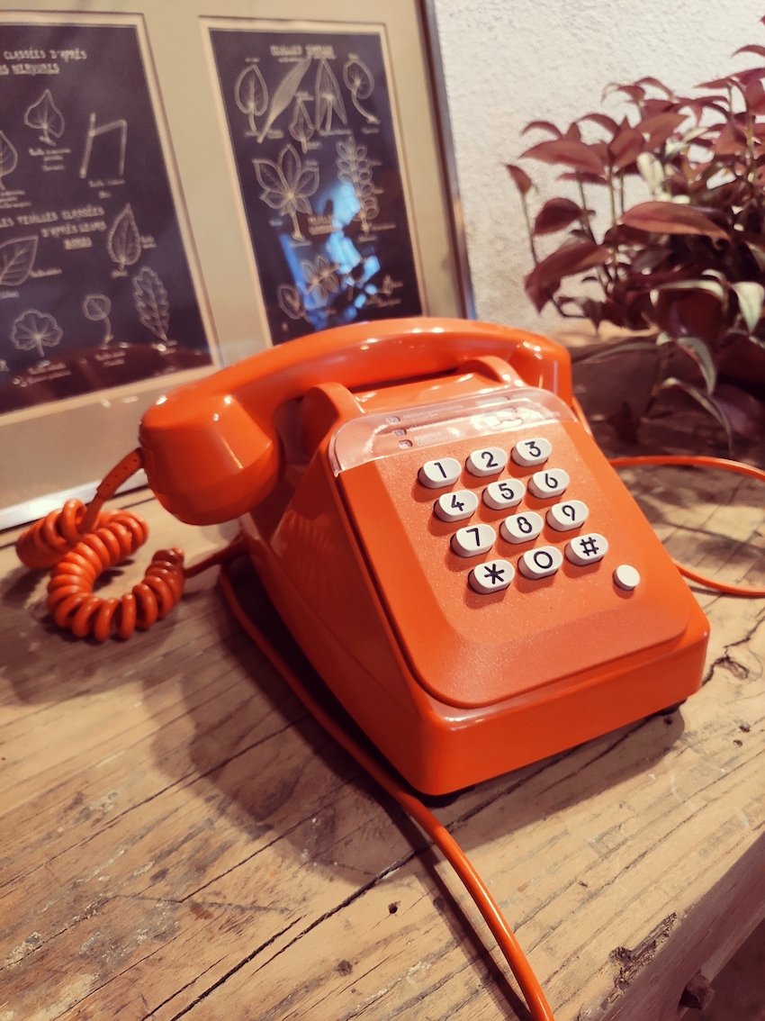 Téléphone Orange S63 à touches Vintage