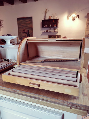 Boite à pain vintage avec son couteau - Années 80