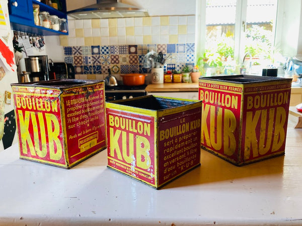 Lot de 2 boites en métal vintages Bouillon Kub