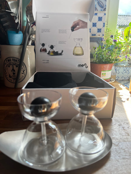 Service huile / vinaigre design Pipette Glass par Lovorika Banovic pour Menu - Danemark - 2005