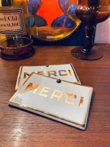 Plaque Merci vintage en porcelaine de Limoges signée SL