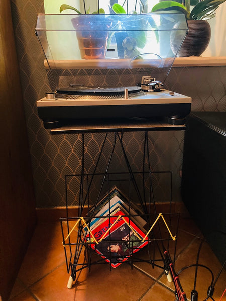 Meuble hifi / vinyle bas scoubidou vintage en bois et formica