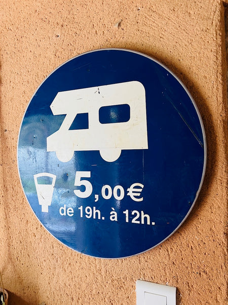Panneau signalétique aire de camping-car