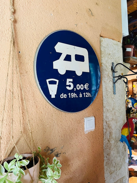 Panneau signalétique aire de camping-car