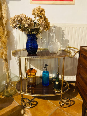 Desserte vintage à roulettes en laiton et formica marron