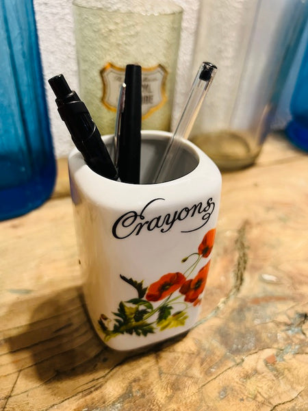 Pot à crayons vintage en porcelaine