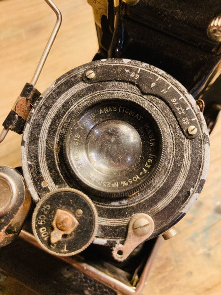 Appareil photo vintage Hermagis Paris Anastigmat Magir F/6.3 105mm