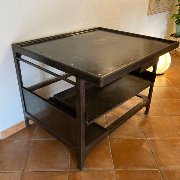 Ancienne table de tri postal La Poste PTT années 70