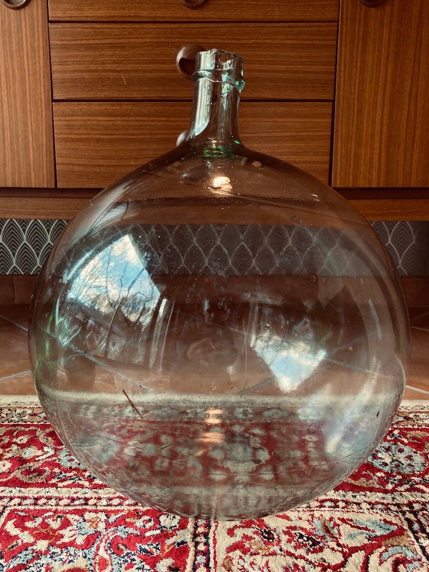 Dame jeanne en verre de 25 litres couleur verte claire