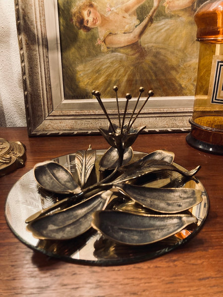 Cendrier fleur de lotus vintage en laiton aux pétales et pistils amovibles