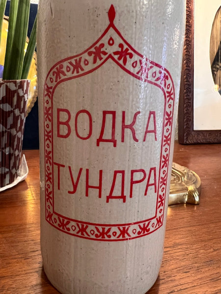 Bouteille vintage en grès Vodka Tundra - Années 50/60