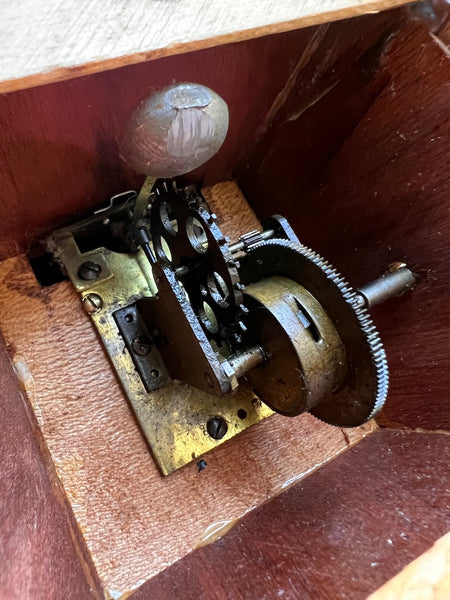 Métronome Maëlzel ancien - Paris - 19ième siècle