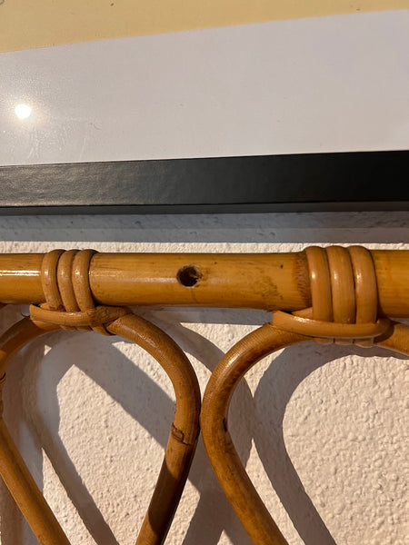 Etagère vintage en rotin et bois
