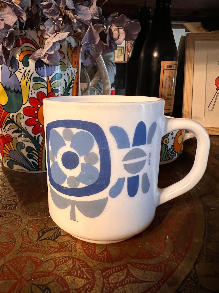 Mug publicitaire vintage Mobil en verre Arcopal - Années 70