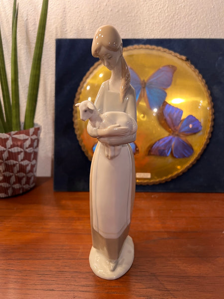 Statuette vintage en porcelaine Nao par Lladro Made in Spain