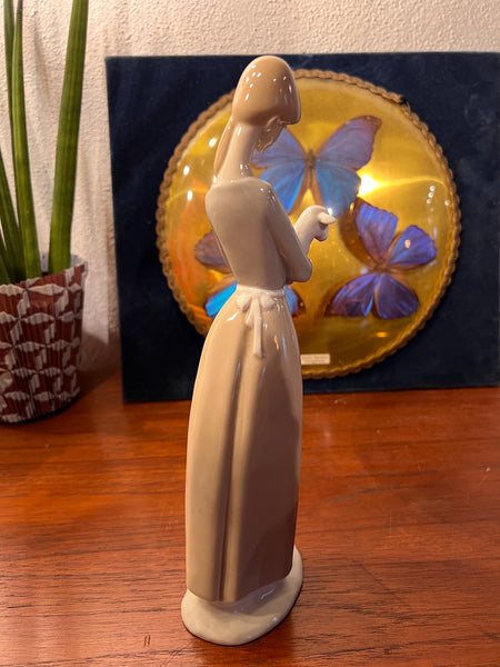 Statuette vintage en porcelaine Nao par Lladro Made in Spain