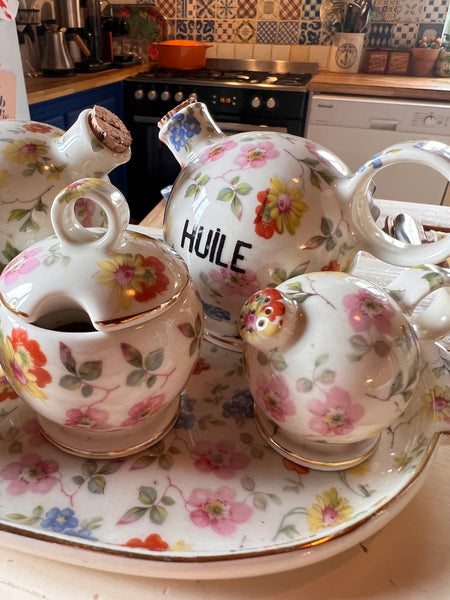 Service à assaisonnement vintage à fleurs en porcelaine - Tchécoslovaquie