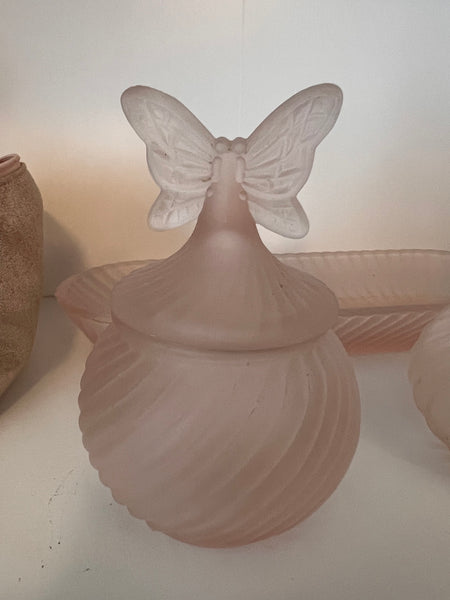 Ensemble de salle de bain vintage en verre givré rose