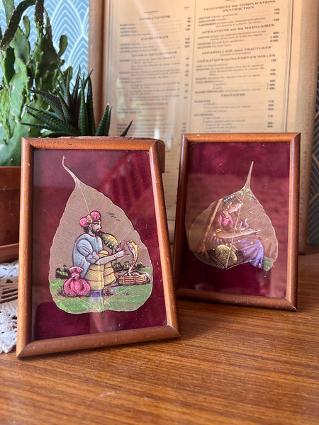 Duo de cadres vintages de feuilles de Pipal peintes - Inde