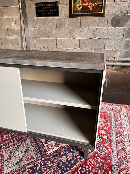Enfilade vintage / Sideboard métallique d'administration AR Cordemeyer pour Gispen - 1960