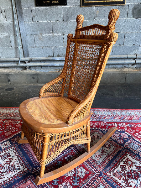 Rocking-chair / fauteuil à bascule vintage en bois et osier