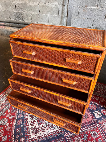 Commode vintage à 4 tiroirs en bois, rotin et cannage