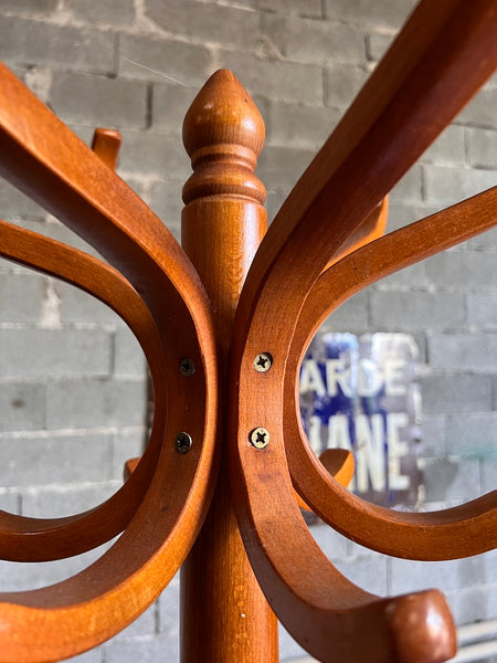 Porte manteau vintage dit "Perroquet" par Baumann