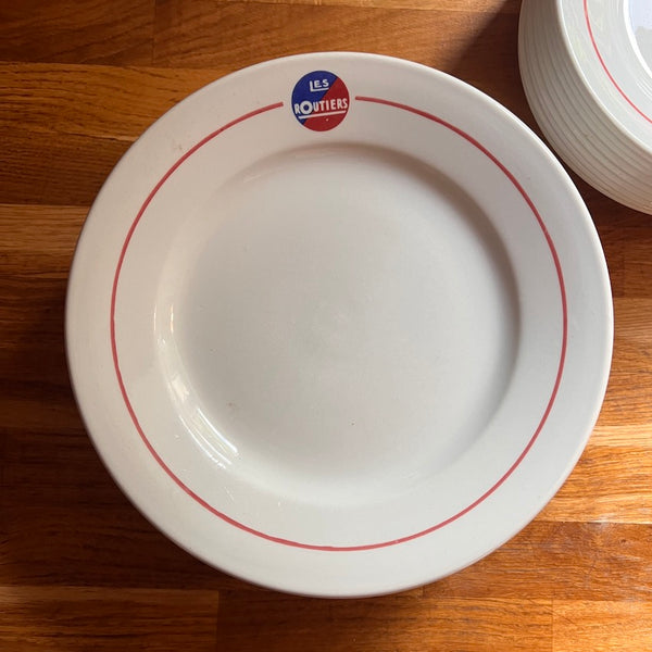 Assiette plate vintage Les Routiers Pyroblan en Porcelaine - France - Années 70