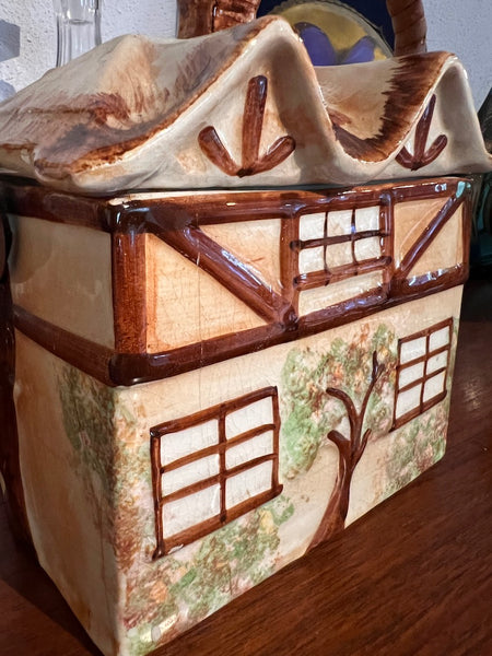 Boite à biscuit vintage dite "Cottage Ware" en barbotine - Angleterre - Années 60/70
