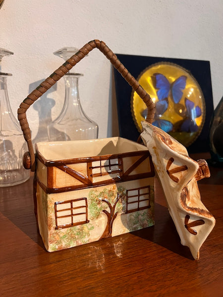 Boite à biscuit vintage dite "Cottage Ware" en barbotine - Angleterre - Années 60/70