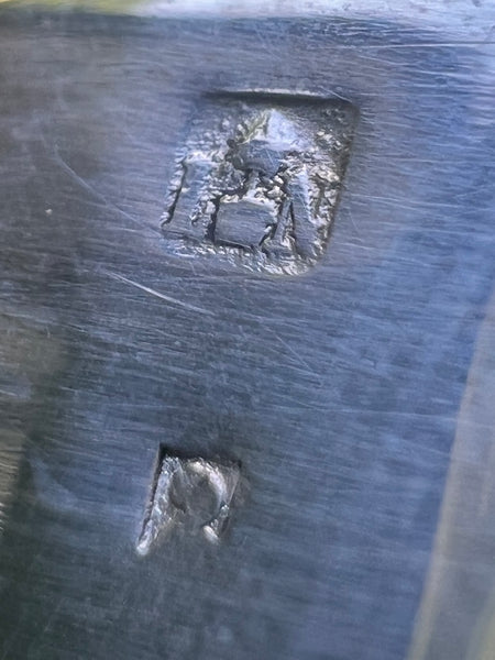 Ensemble des 2 ronds de serviette vintages Madame et Monsieur plaqués argent