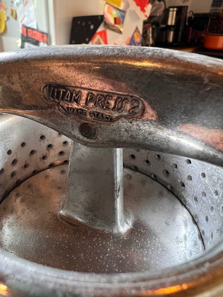 Presse-agrume vintage en fonte d'aluminium Vitam Press 2 - Made in Italy