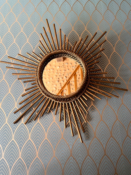 Miroir soleil vintage en rotin doré - 57 cm - Années 60