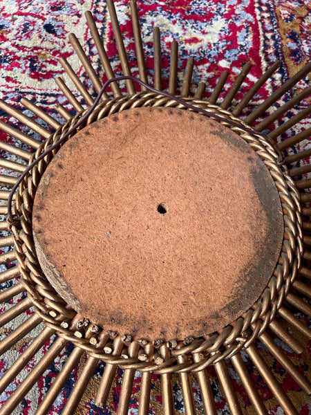 Miroir soleil vintage en rotin doré - 57 cm - Années 60