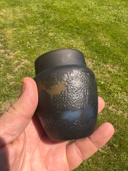 Petit vase / pot vintage en verre soufflé à la bouche et gravé à l'acide Gallé Tip 8cm