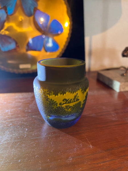 Petit vase / pot vintage en verre soufflé à la bouche et gravé à l'acide Gallé Tip 8cm