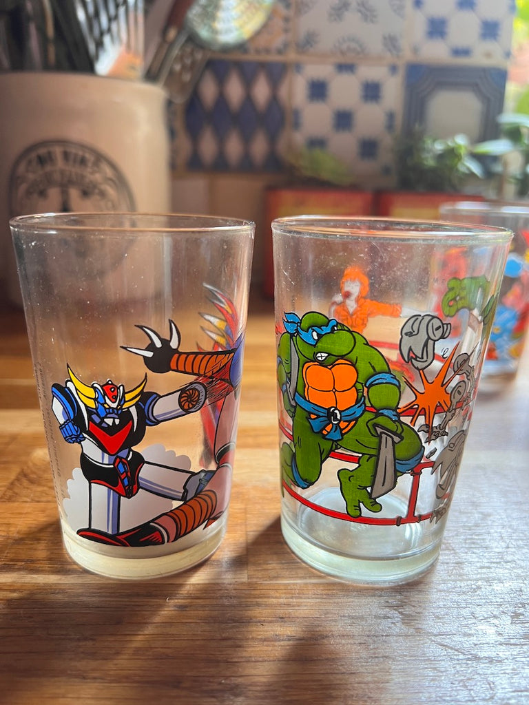 ancien Verre à Moutarde Goldorak vintage dessin animé ancien Verre à Moutarde Goldorak vintage dessin animé