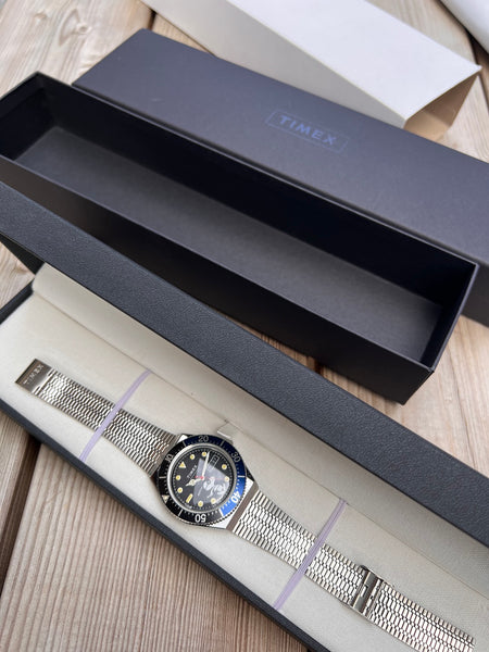 Montre neuve TIMEX automatique M79 SNOOPY X PEANUTS Ref. TW2U855007U