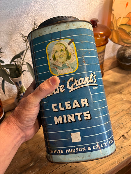 Boite métallique vintage de bonbons Nurse Grant's Clear Mints - England - 1950
