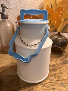 Petit pot à lait vintage en plastique - Années 60