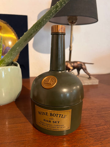 Bouteille accessoires de bar vintage ouvre-bouteille, tire-bouchon, bol et 6 sous-verres en plastique