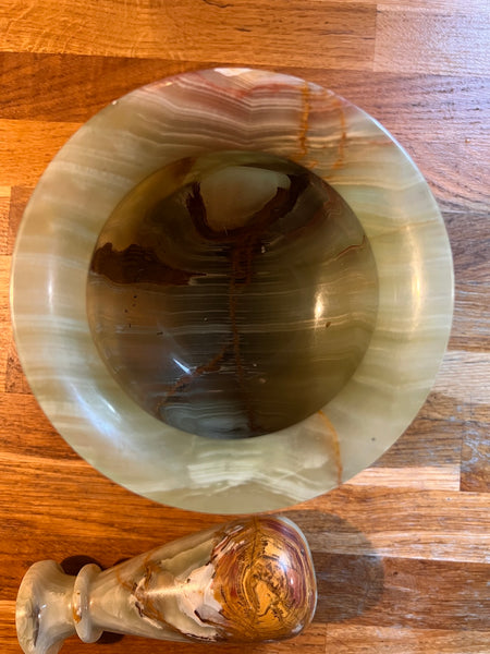Grand mortier et pilon vintages en onyx vert