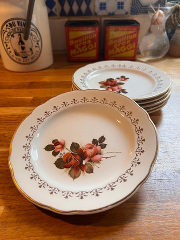 6 assiettes à dessert vintages Sarreguemines France en faïence aux motifs de roses