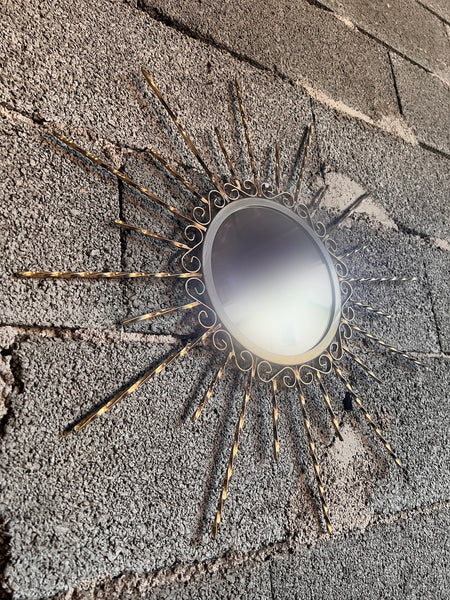 Miroir soleil vintage en métal doré style Chaty Vallauris 55cm - 1960