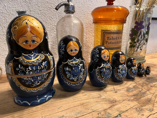Matriochka / 7 poupées gigognes russes vintages bleues peintes à la main - Russie