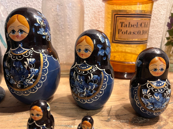 Matriochka / 7 poupées gigognes russes vintages bleues peintes à la main - Russie